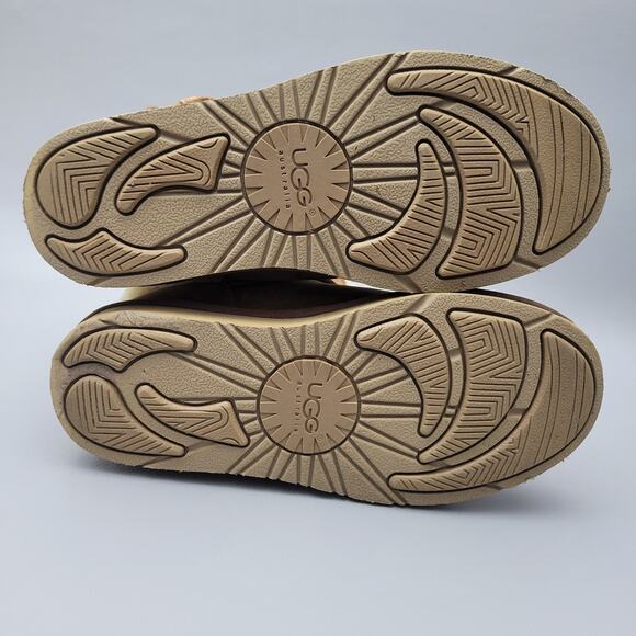 UGG Becket Chestnut Sheepskin Boots - Size 8 - Picture 9 of 12